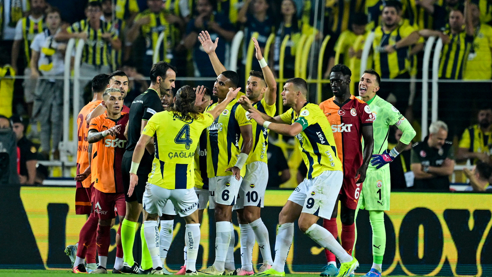 F.Bahçe ve G.Saray'dan hakem anlaşması polemiği!