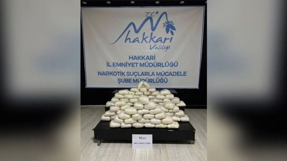Otomobilden 92 kilogram metamfetamin çıktı