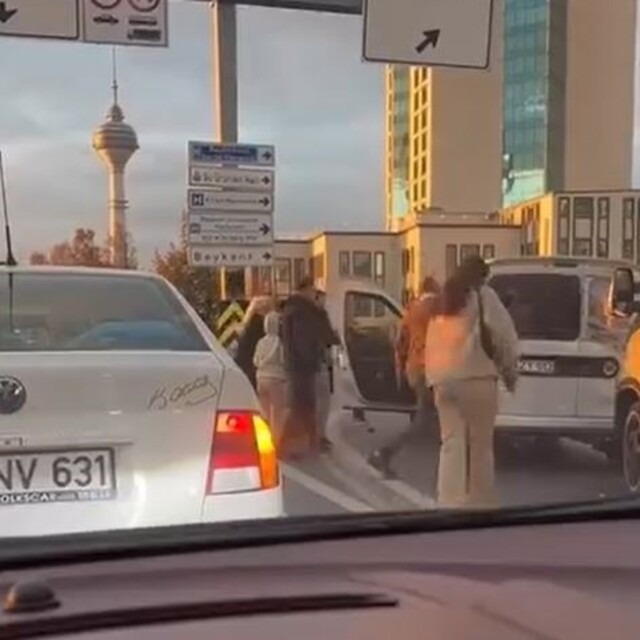 E-5'te tekme ve sopalı yol verme kavgası