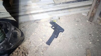 Kebapçı saldırganları motosikletten düştü!