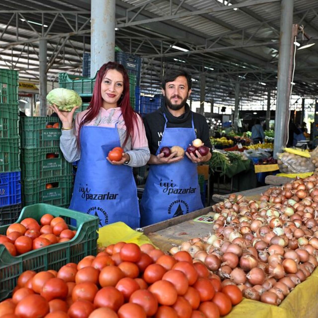 Muratpaşa'da pazarcıya tek tip önlük