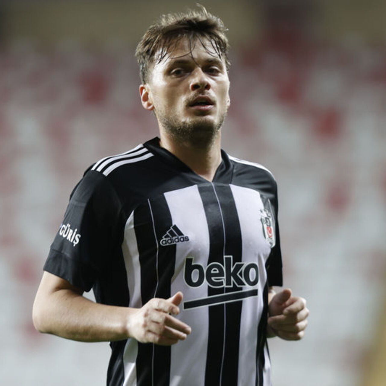 Adem Ljajic'ten tarihi karar!