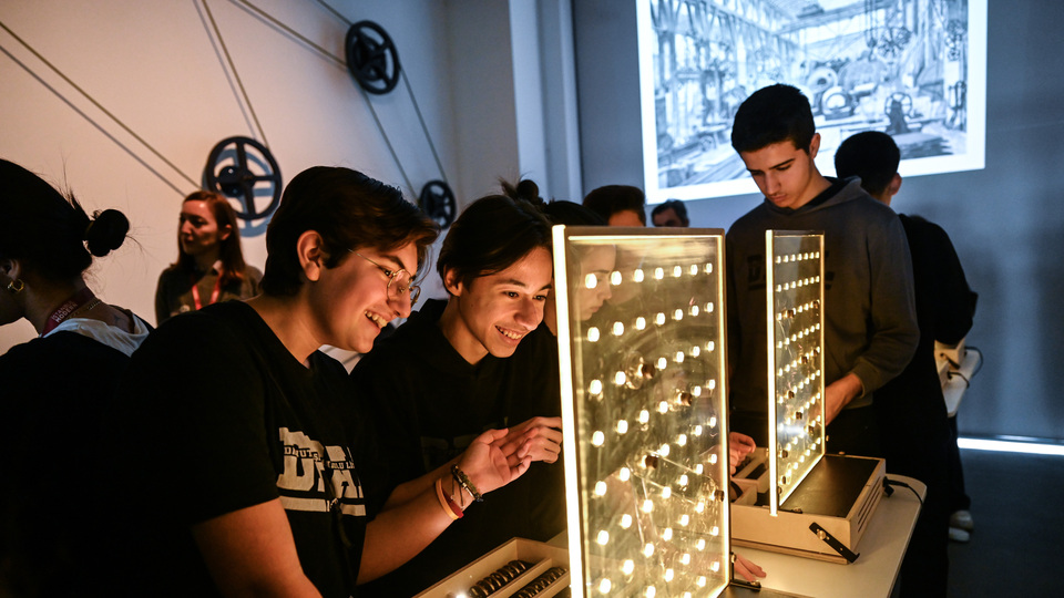 Yapay zeka ile sanat bir arada