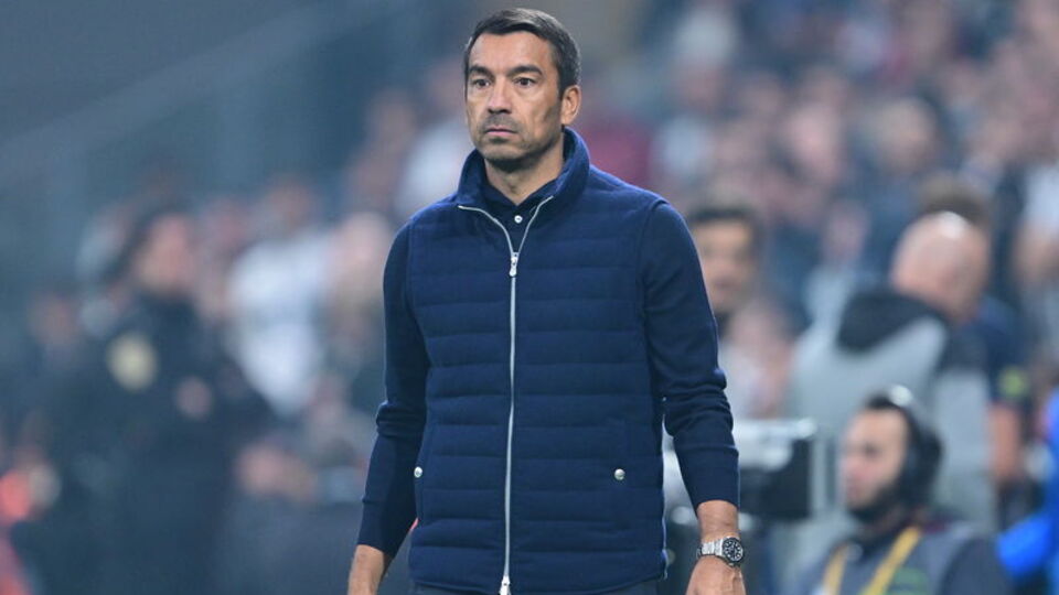 Van Bronckhorst'un Başakşehir planı!