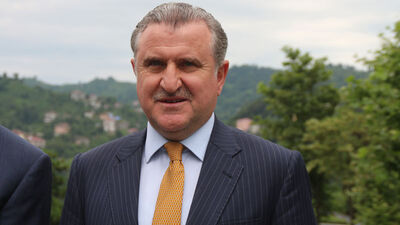 Bakan Bak'tan milli boksörlere tebrik mesajı