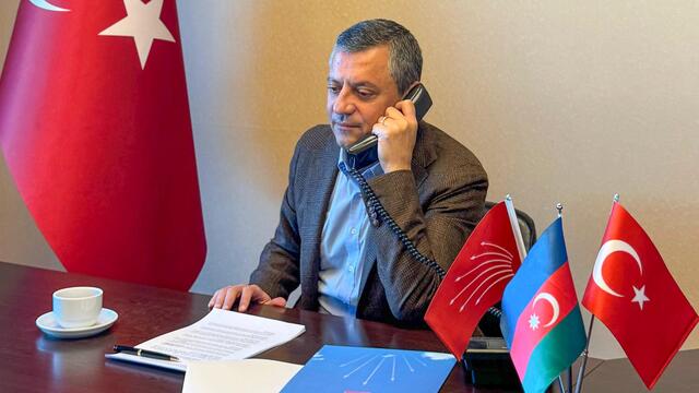 Özel'den Aliyev'e tebrik telefonu