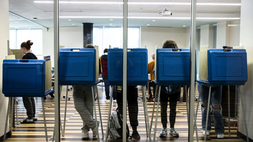 Cumhuriyetçiler, Senato'da çoğunluğu pekiştiriyor