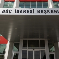 Göç İdaresi Başkanlığı'ndan, geri gönderme merkezlerinde 'kötü muamele' iddialarına açıklama thumbnail