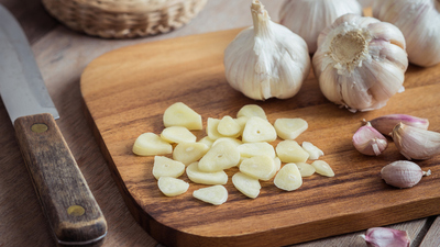 Sarımsak kaşa iyi gelir mi?