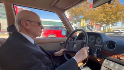 Bahçeli, Ankara sokaklarında tur attı