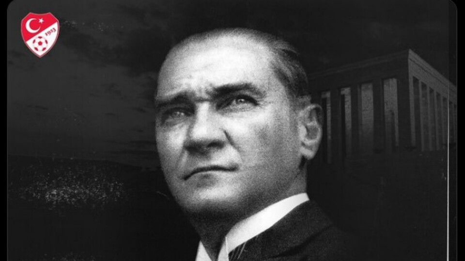 Spor camiasından 10 kasım mesajları