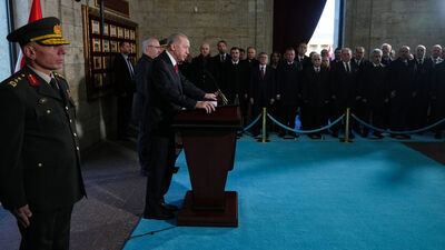 Devlet erkanı Anıtkabir'de