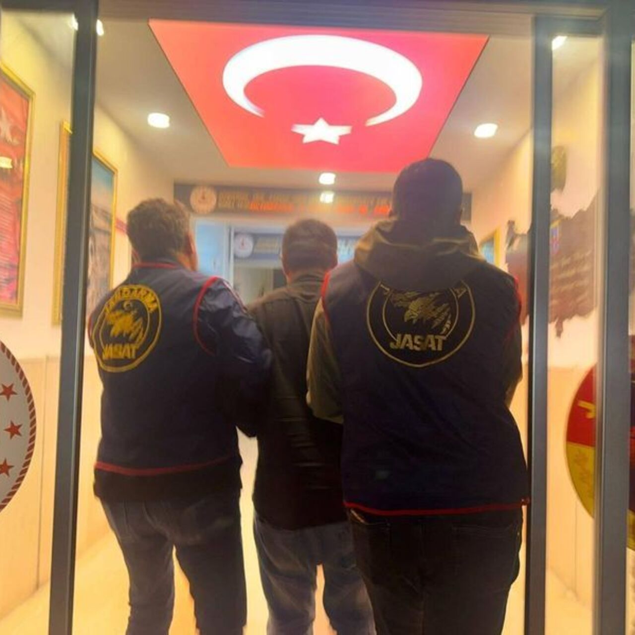 16 ilde Bayğara operasyonu: 270 gözaltı