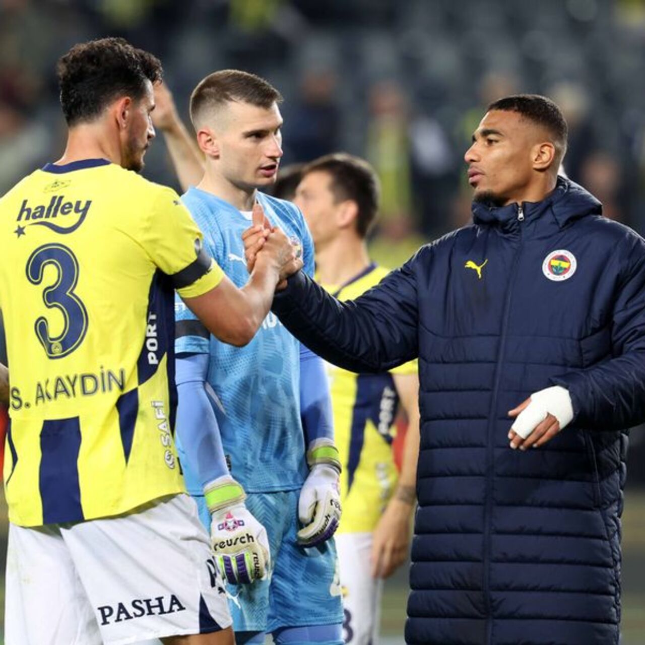 Kazanırken gol yemiyor!