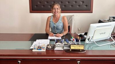 Oğlu, okul müdürü olan anneyi uykusunda katletti!