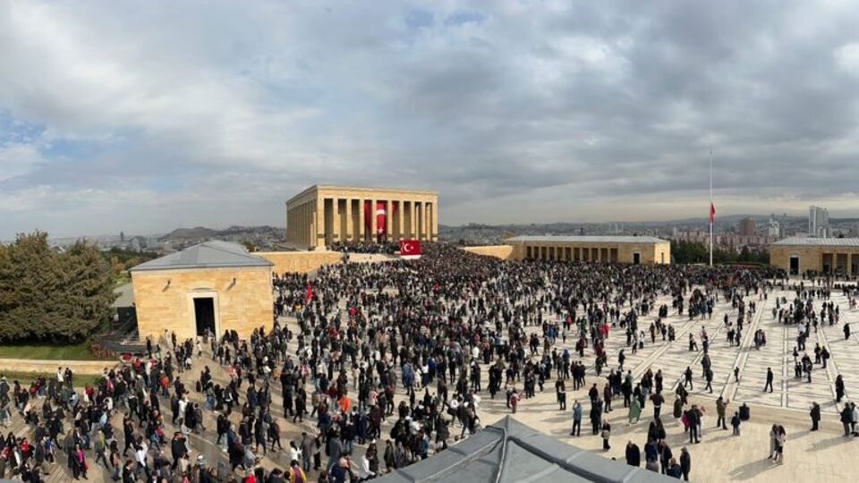 10 Kasım'da Anıtkabir'e ziyaretçi rekoru