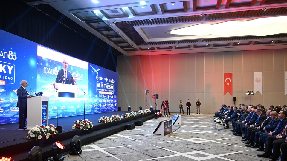 "Gökyüzünde Yapay Zeka"