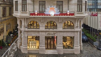 İş Sanat'a yedi ödül