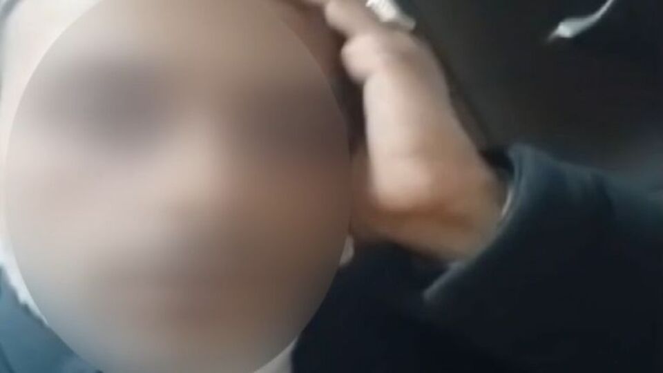 Birlikte yaşadığı kadının evini bastı! Evdeki adam 3. kattan atladı!