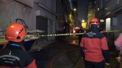 Anne, engelli oğlunu kurtarmaya çalıştı!