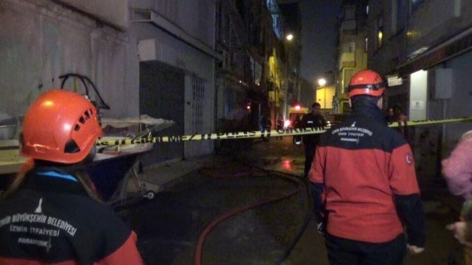 Anne, engelli oğlunu kurtarmaya çalıştı!