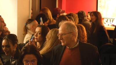 'Kelebeklerin Uyuduğu Yerdeyim'de buluştular