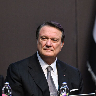 "İki oyuncu alma planımız var"