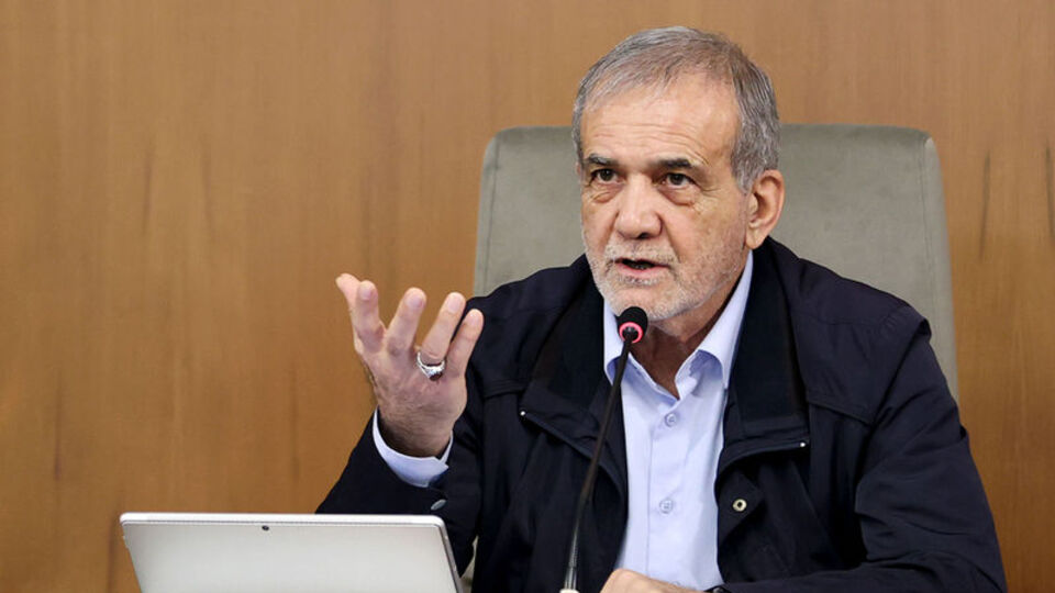 İran Cumhurbaşkanı Pezeşkiyan'dan nükleer iddialarına yanıt