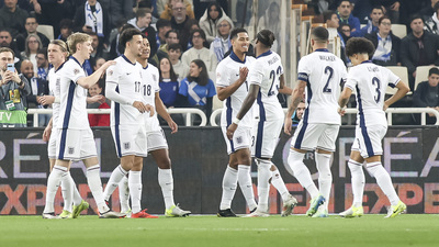 İngiltere, Yunanistan'ı farklı geçti!