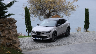 Alfa'nın ilk elektrikli modeli satışa sunuldu