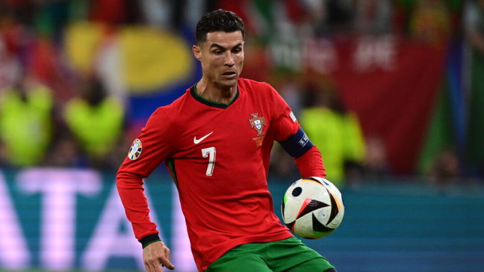 Ronaldo şov yaptı, Portekiz fark attı!