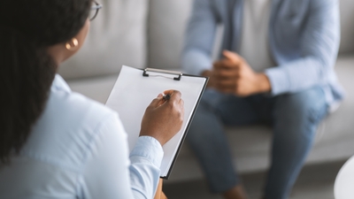 "Psikiyatri hastası için tıp dışı yardım aramayın" uyarısı