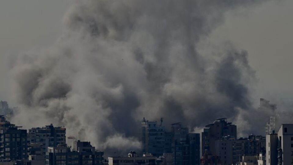 İsrail'den Beyrut'un güneyine şiddetli saldırı