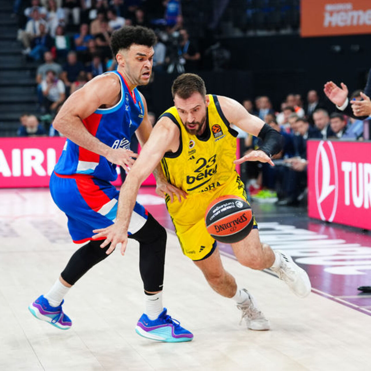 Potada Fenerbahçe-Anadolu Efes derbisi!