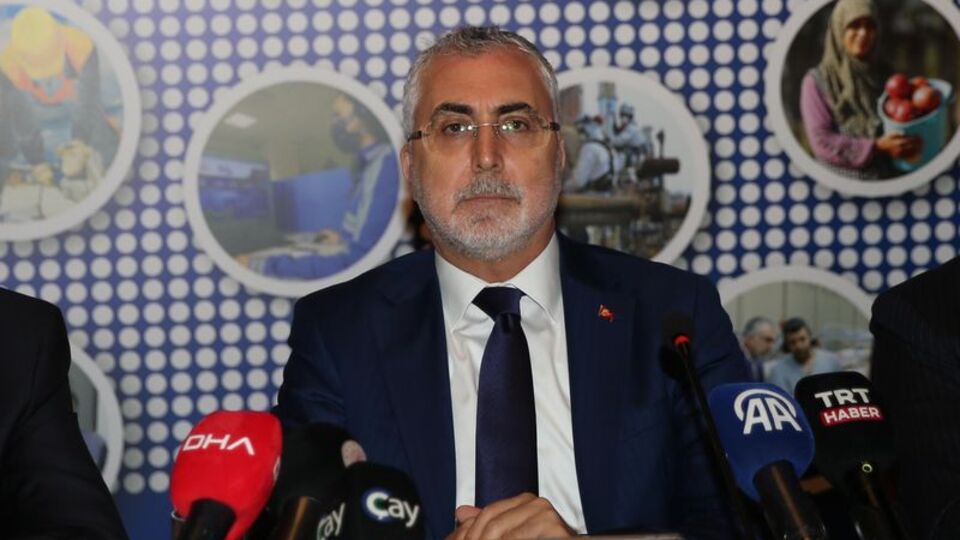 'Bu yüzyılı emeğin yüzyılı yapacağız'