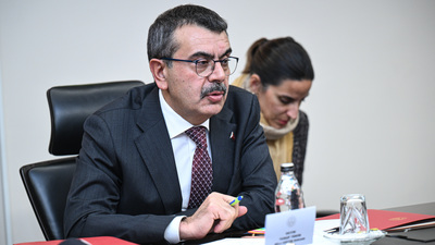 CHP'den Bakan Tekin hakkında suç duyurusu