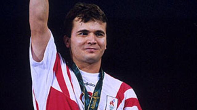 Naim Süleymanoğlu vefatının 7. yılında anılıyor!