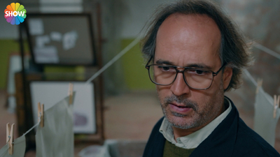 Paralar Adem'den, şarkısı Remzi'den