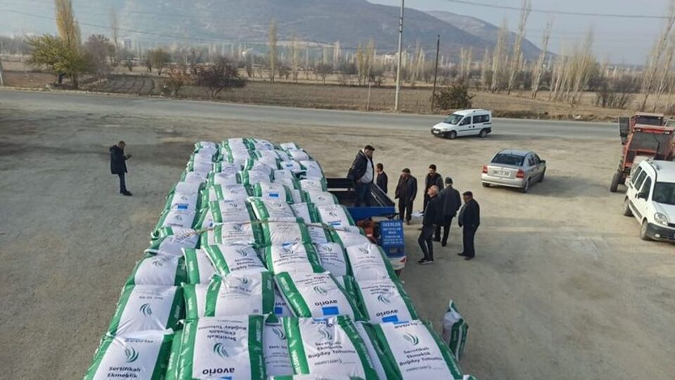 Çiftçilere yüzde 50 hibeli buğday tohumu