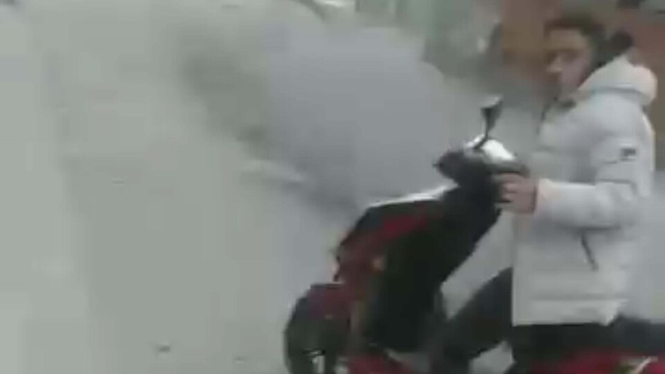 Boşanma aşamasındaki kocası adliye yolunda vurdu!