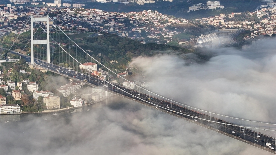 Gemi trafiği çift yönlü askıya alındı