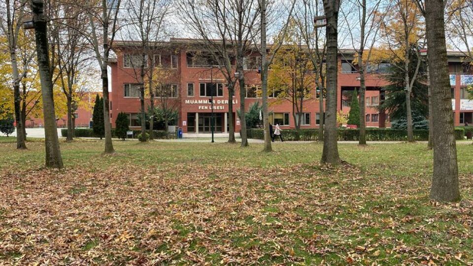 Okulda kahreden olay! Pencereden düştü!