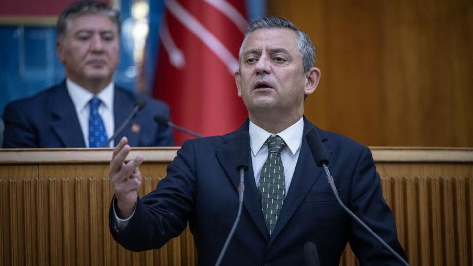 Özel'den teğmenlere mesaj