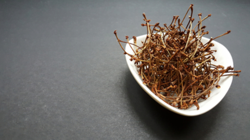 Kiraz sapı sağlığa faydaları