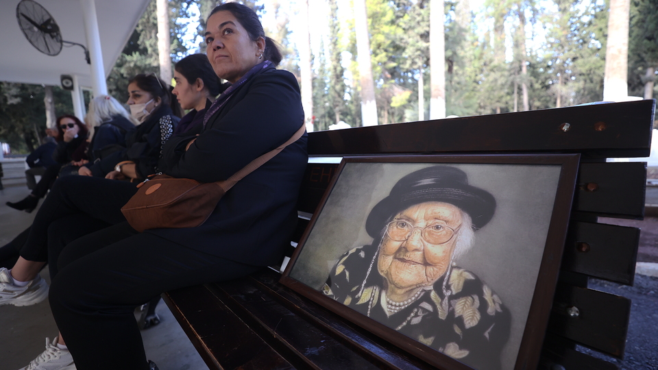 Muazzez İlmiye Çığ son yolculuğuna uğurlandı