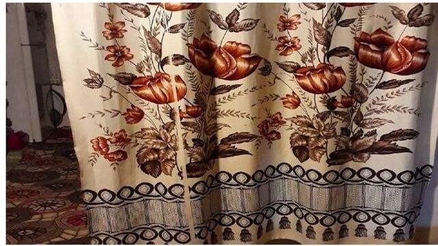 "O perdeler antika değil, nostaljik; fiyatlar abartı"