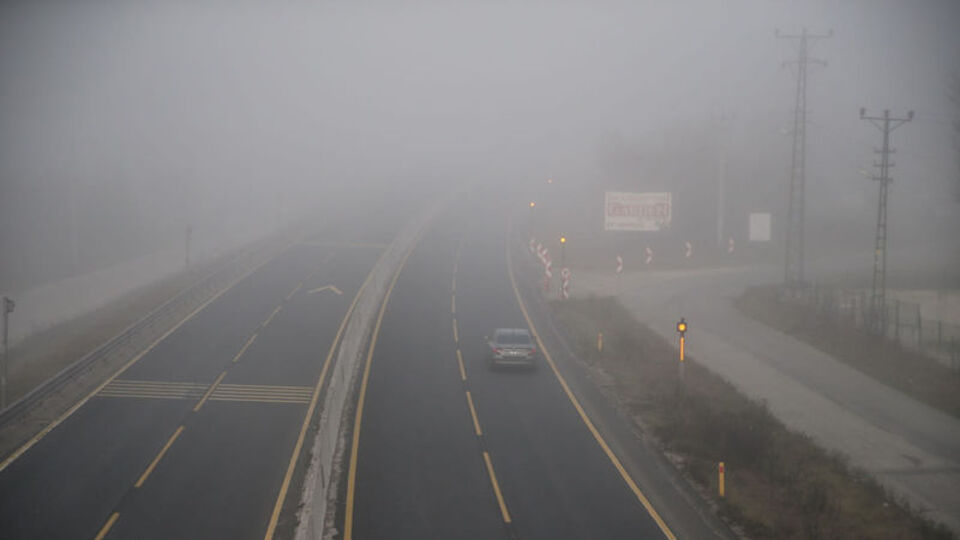Ankara-İstanbul yolunda yoğun sis!