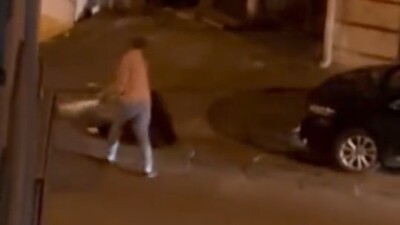 Hamile kadına sokakta darp!