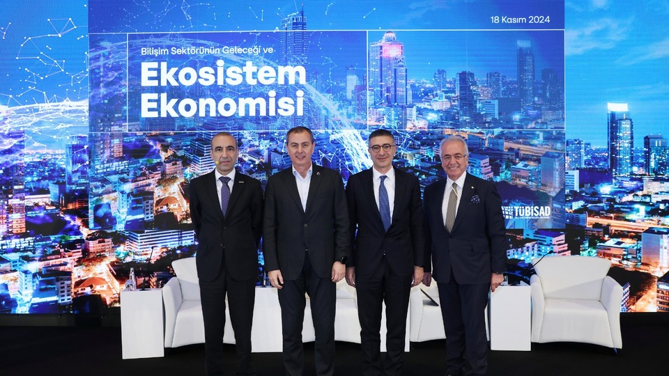 "Türkiye'nin geleceğini bilişim sektörü belirleyecek"