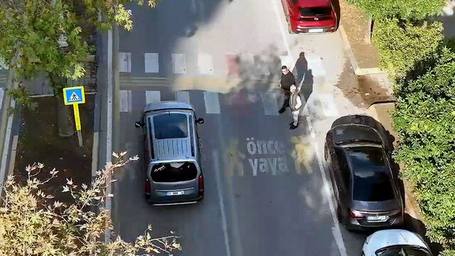 Adana'da 29 sürücüye "yaya" cezası